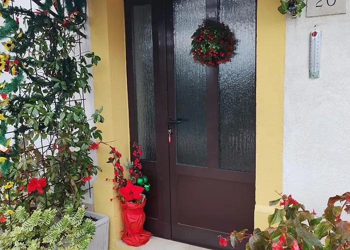 アパート Manuela マトゥリ